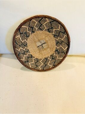 One of a Kind! NEW Woven Basket. Made by Binga people of Zambia Zimbabwe Africa